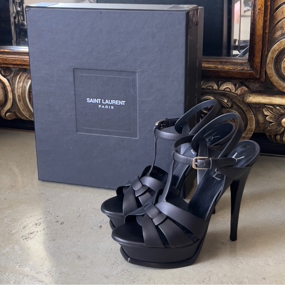 Saint Laurent NWT SIZE 7
Tribute Leather 105mm Platform Sandals - Picture 5 of 16